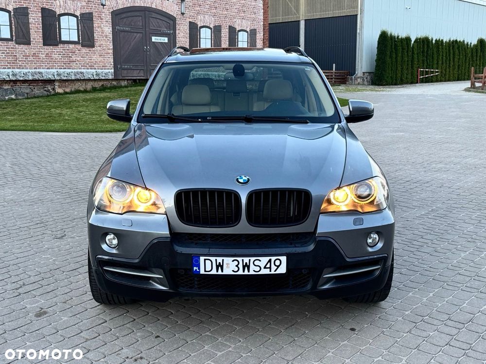 BMW X5 4.8i xDrive - 20
