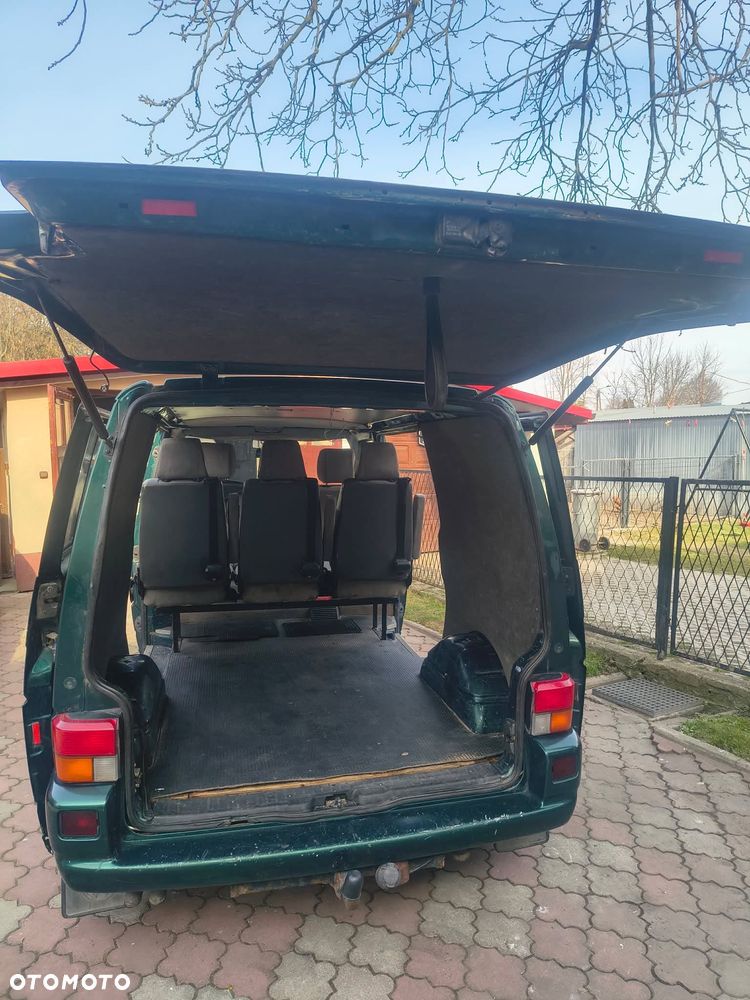 Volkswagen Transporter - 18