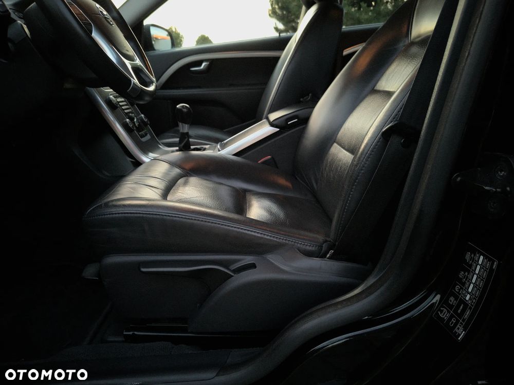 Volvo V70 D4 Momentum - 10