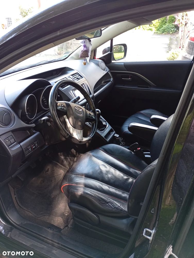 Mazda 5 - 5