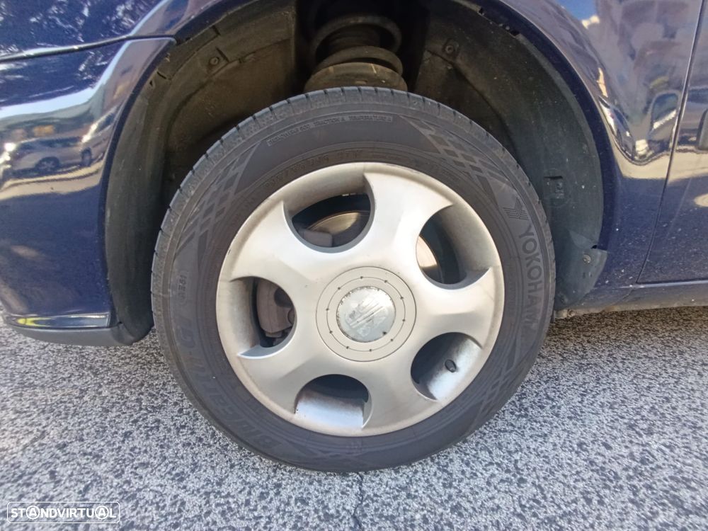 SEAT Alhambra 1.9 TDI Sport - 35