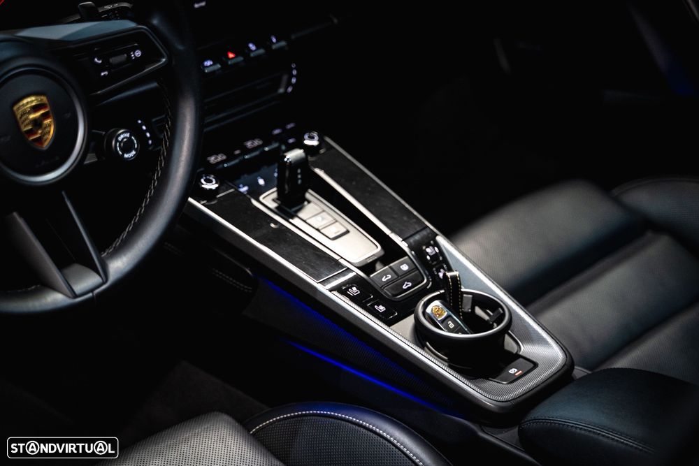 Porsche 911 (992) Carrera PDK - 7