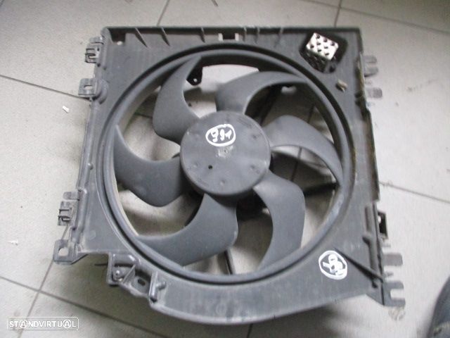 Ventilador 8200135167 RENAULT CLIO 3 2010 1.5 DCI FAURECIA - 1