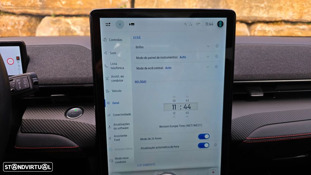 Ford Mustang Mach-E 98.7 kWh Premium AWD - 30