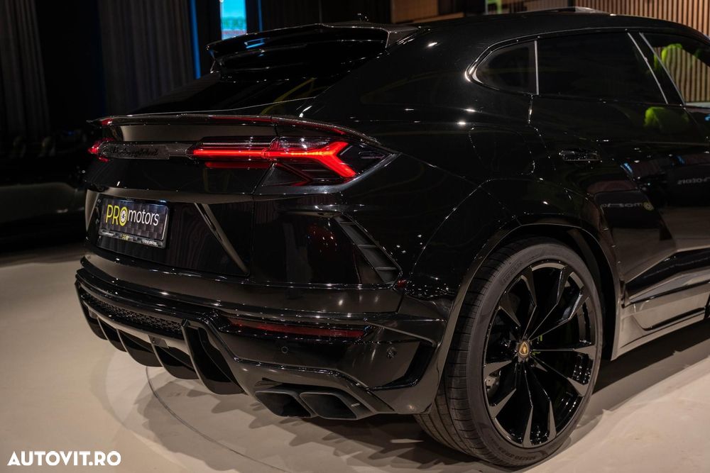 Lamborghini URUS - 21