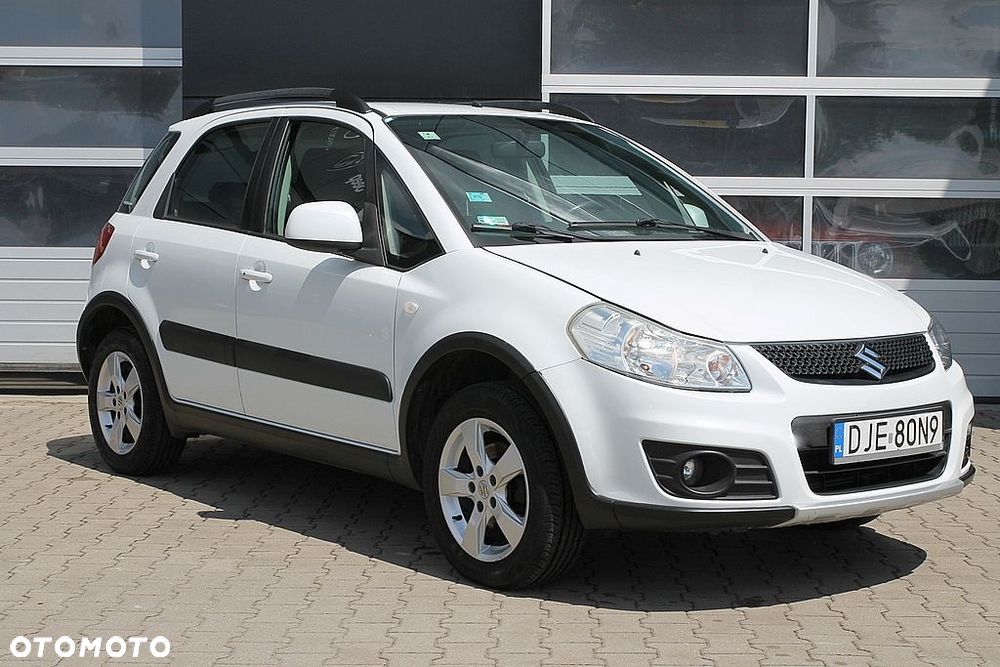 Suzuki SX4 1.6 VVT 4x4 Comfort - 9