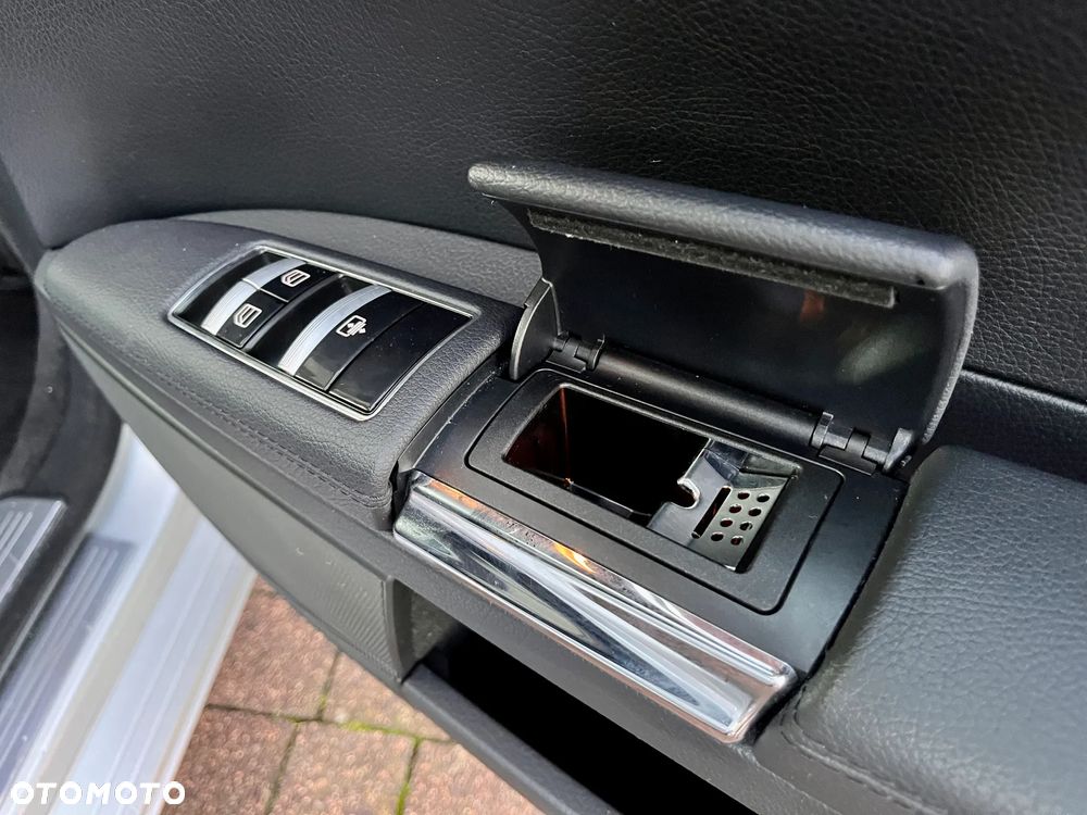 Mercedes-Benz Klasa S 350 CDI 4Matic DPF 7G-TRONIC BlueEFFICIENCY - 31