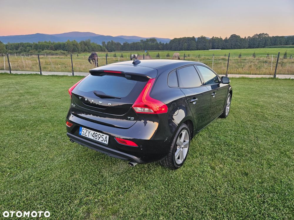 Volvo V40 T2 - 3