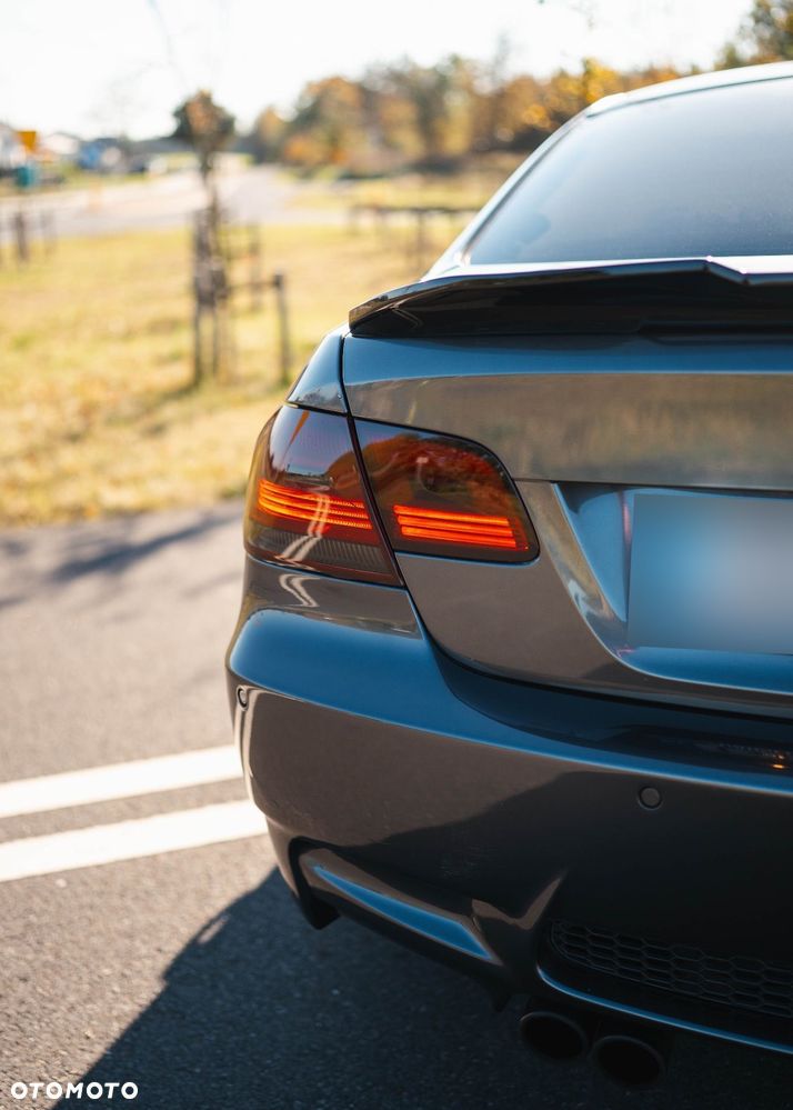 BMW Seria 3 330i xDrive - 10