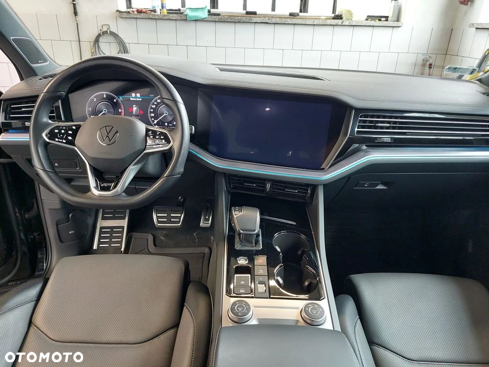 Volkswagen Touareg 3.0 V6 TDI SCR 4Mot R-Line - 8