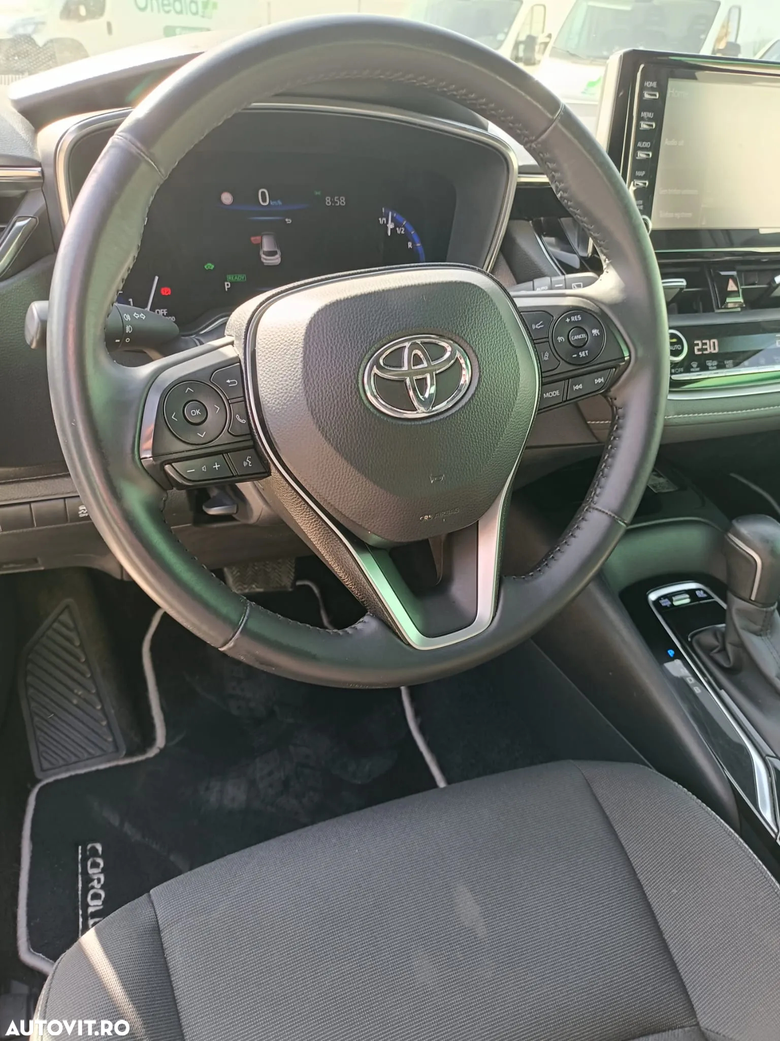 Toyota Corolla 1.8 Hybrid Comfort - 13
