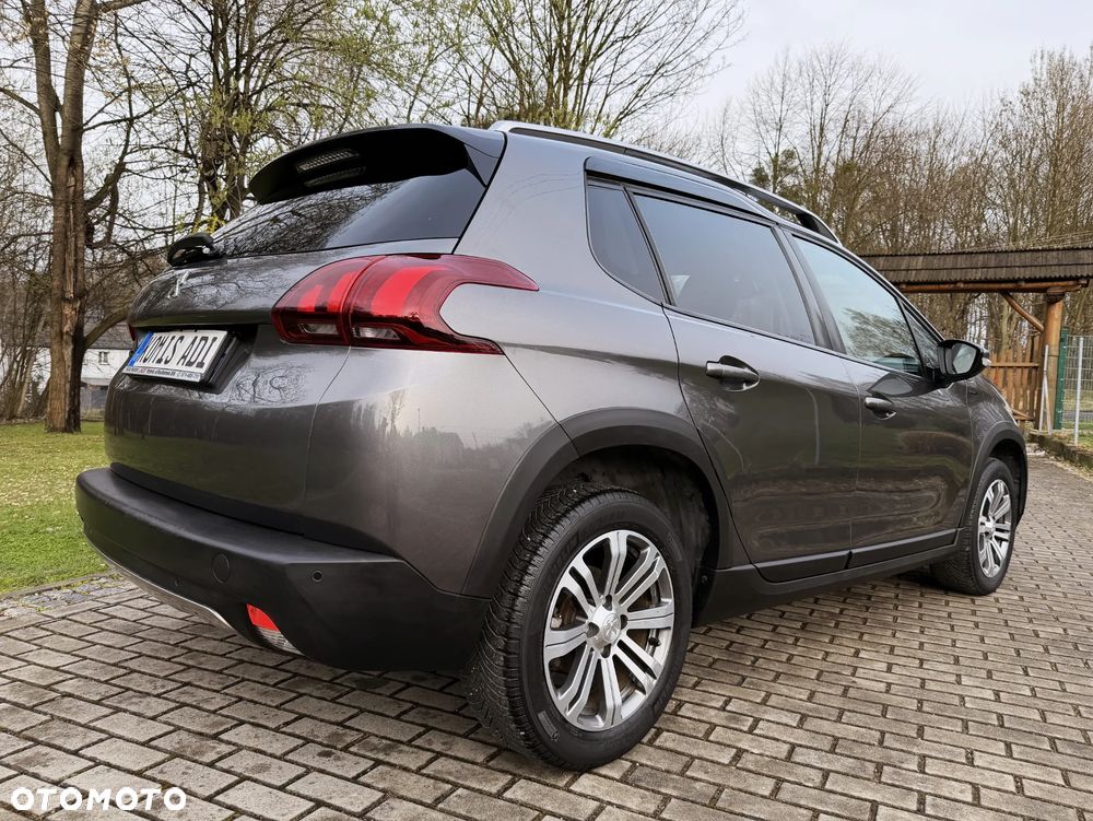 Peugeot 2008 PureTech 130 Stop&Start EAT6 Allure - 8
