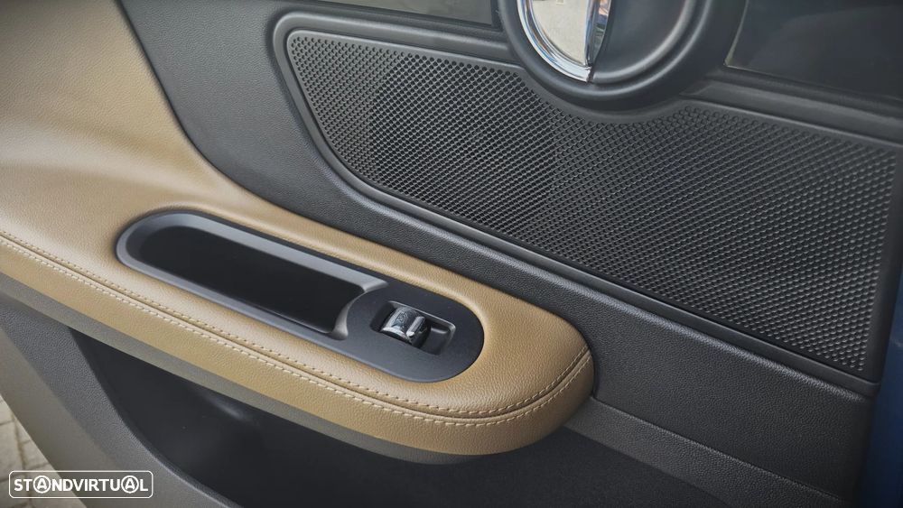 MINI Countryman Cooper SE ALL4 Auto - 28