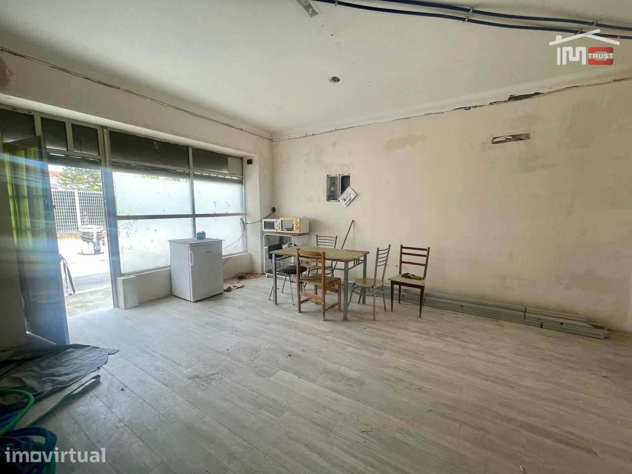 2 Apartamentos T1 Remodelados com Quintal no Alto do Seixalinho | M... - Grande imagem: 3/23