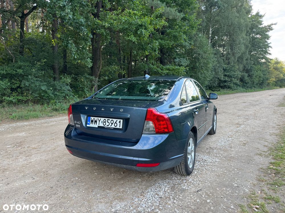 Volvo S40 1.6 - 11