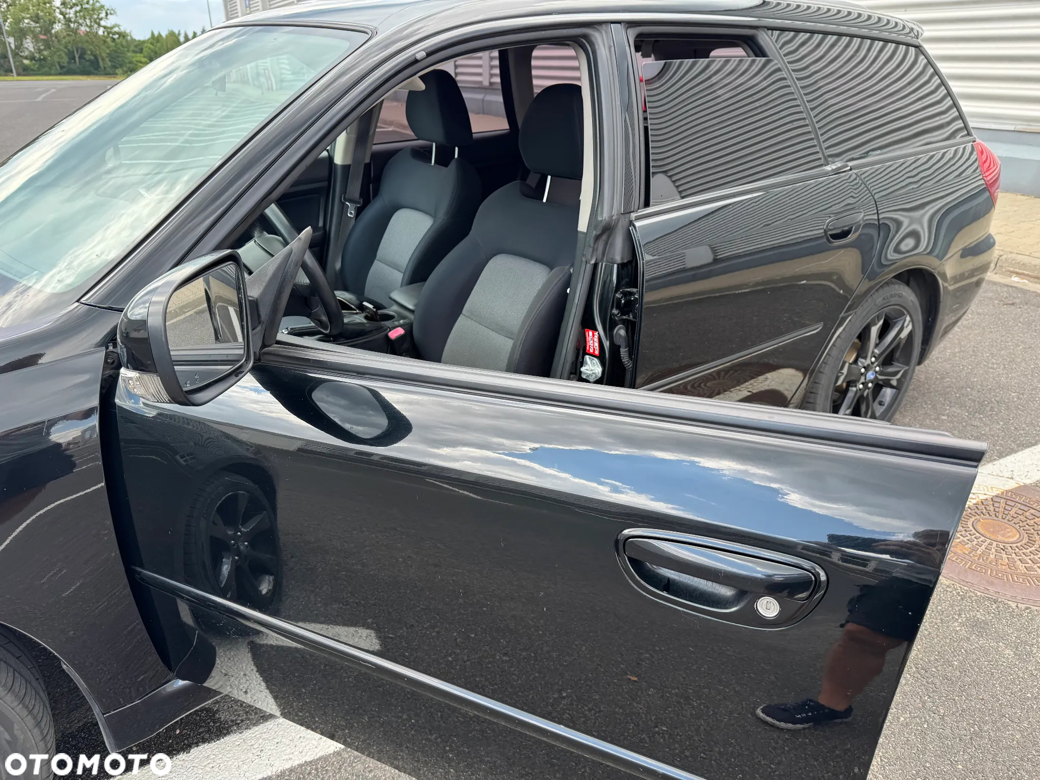 Subaru Legacy - 15