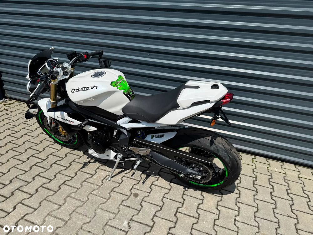 Triumph Street Triple - 3