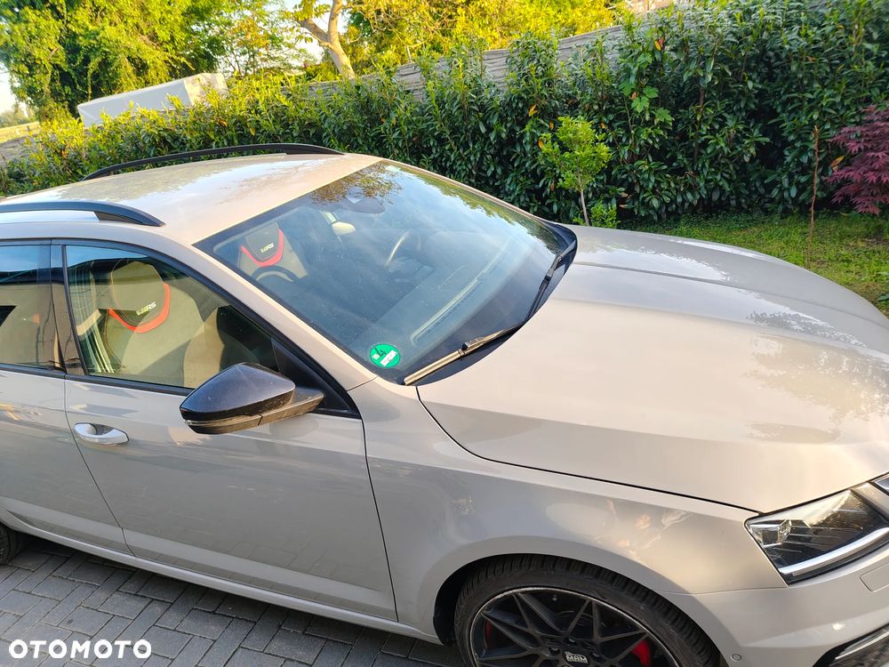 Skoda Octavia 2.0 TDI DSG RS - 12