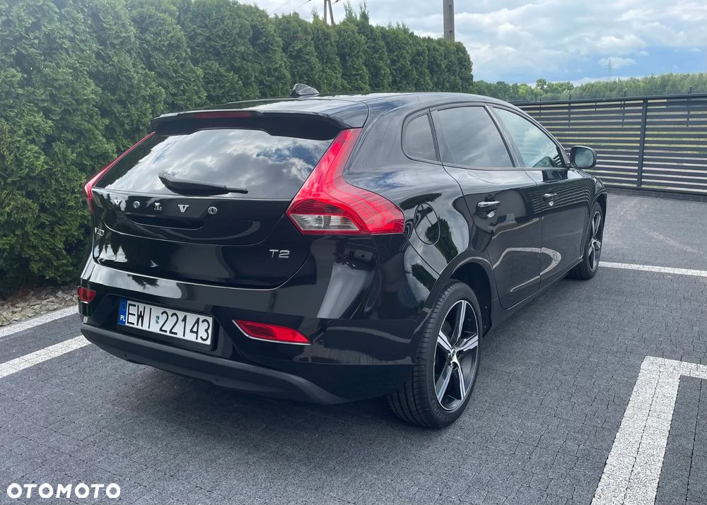 Volvo V40 T2 Geartronic Summum - 6
