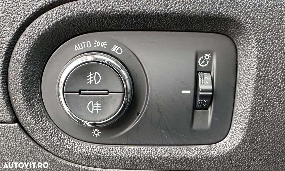 Opel Grandland X - 32