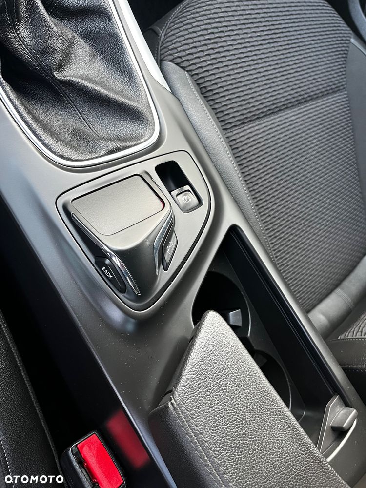Opel Insignia - 14