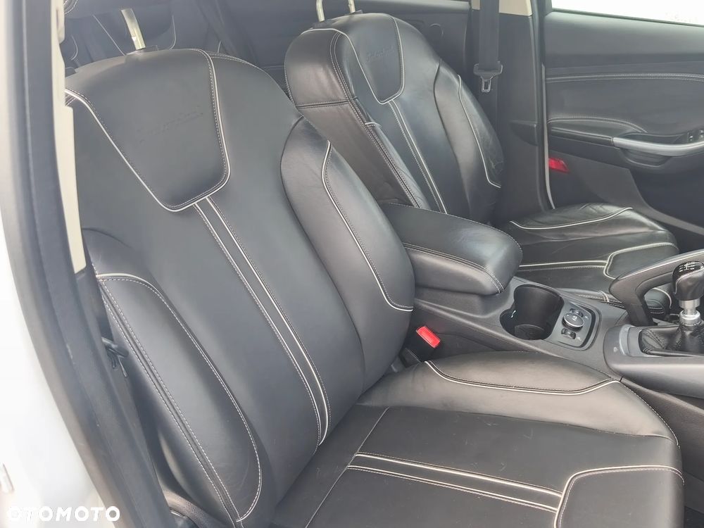 Ford Focus - 10