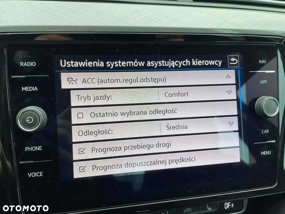 Volkswagen Passat 1.5 TSI EVO Business DSG - 5