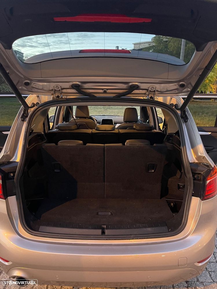 BMW 216 Gran Tourer d Line Luxury - 7