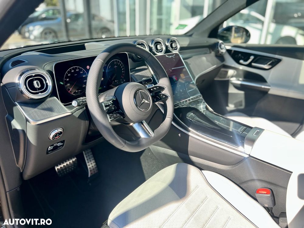 Mercedes-Benz GLC 300 e 4MATIC - 10