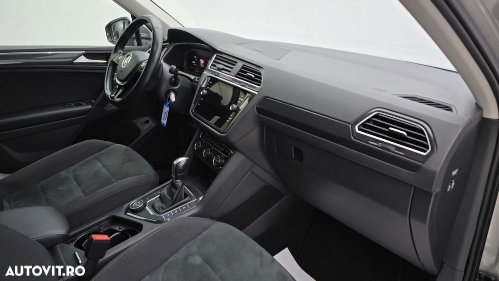 Volkswagen Tiguan - 20