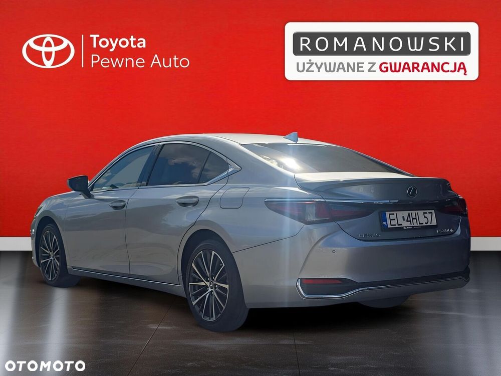 Lexus ES 300h Business Edition - 3