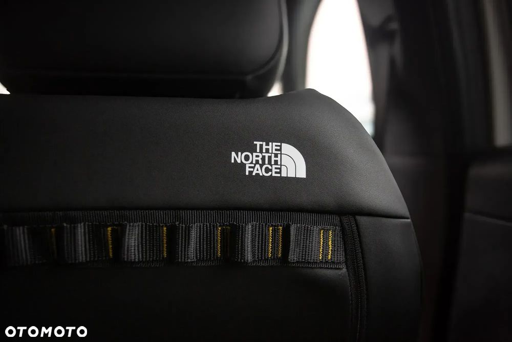 Jeep Avenger 1.2 T3 mHEV The North Face 4xe eDCT6 - 9