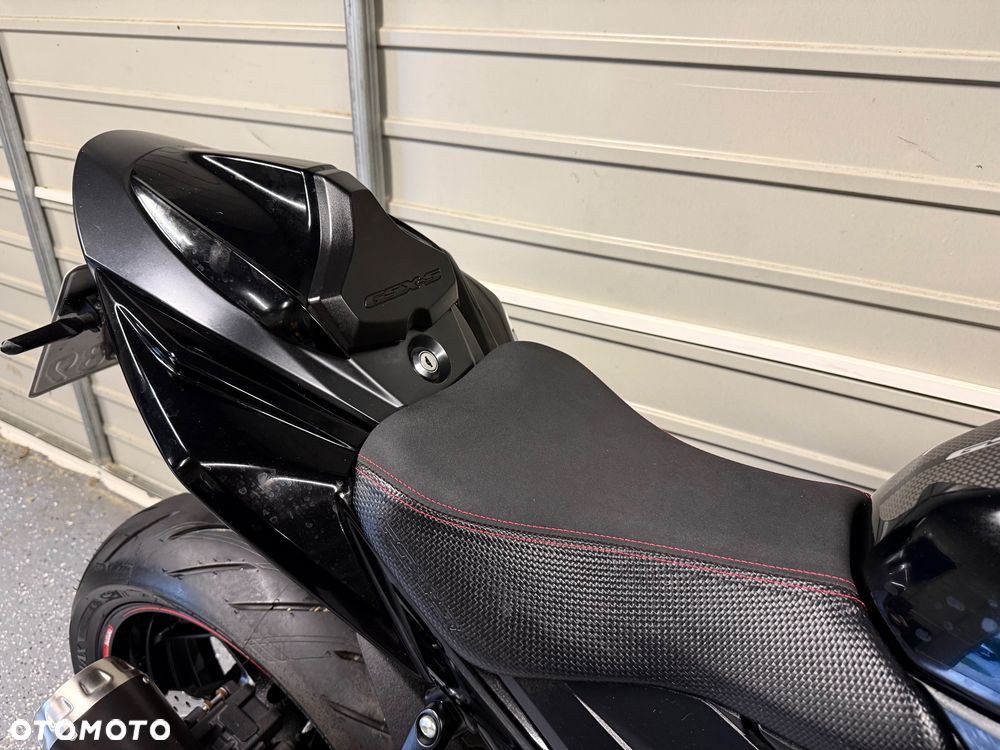 Suzuki GSX - 7