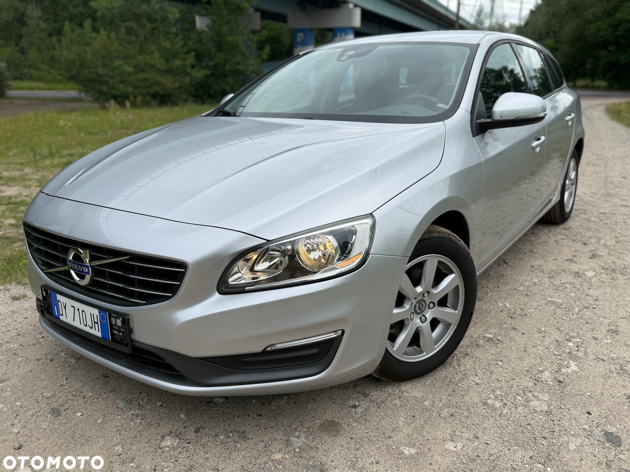 Volvo V60 D2 Geartronic Powershift Edition - 2