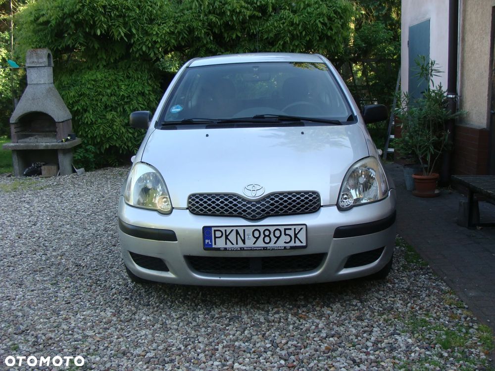 Toyota Yaris 1.0 Sol - 1