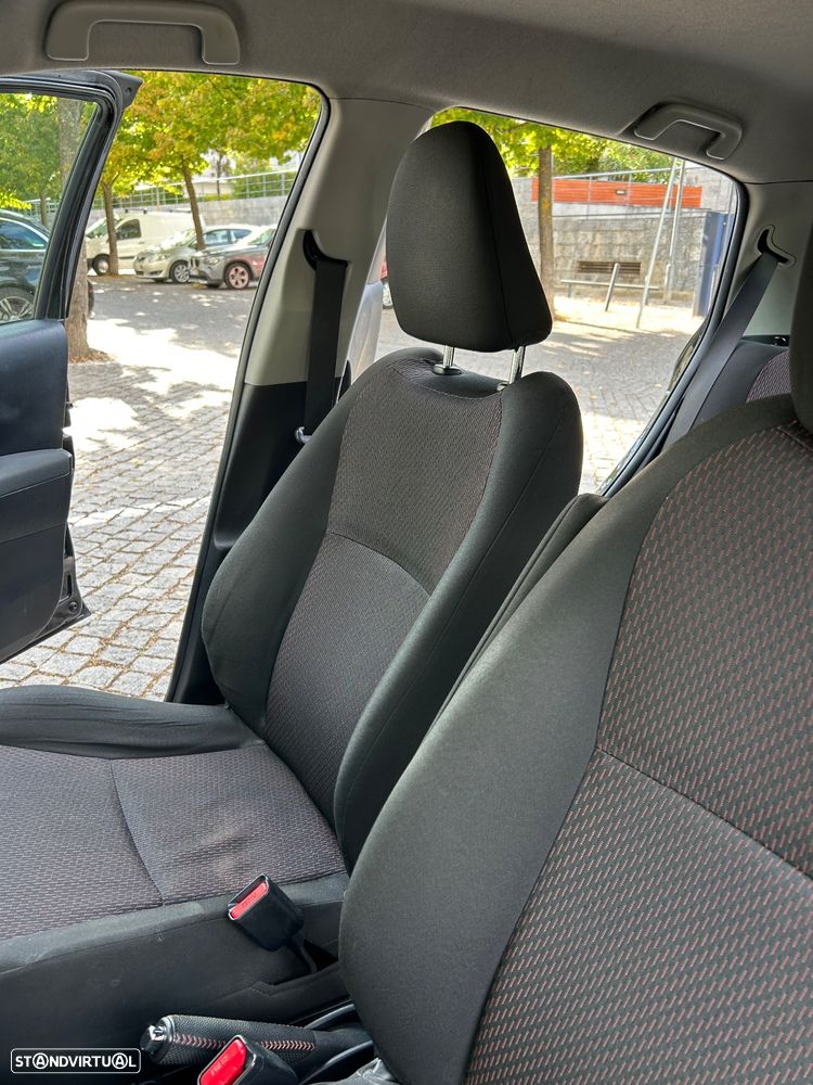 Toyota Yaris 1.4 D-4D SE Sport - 20