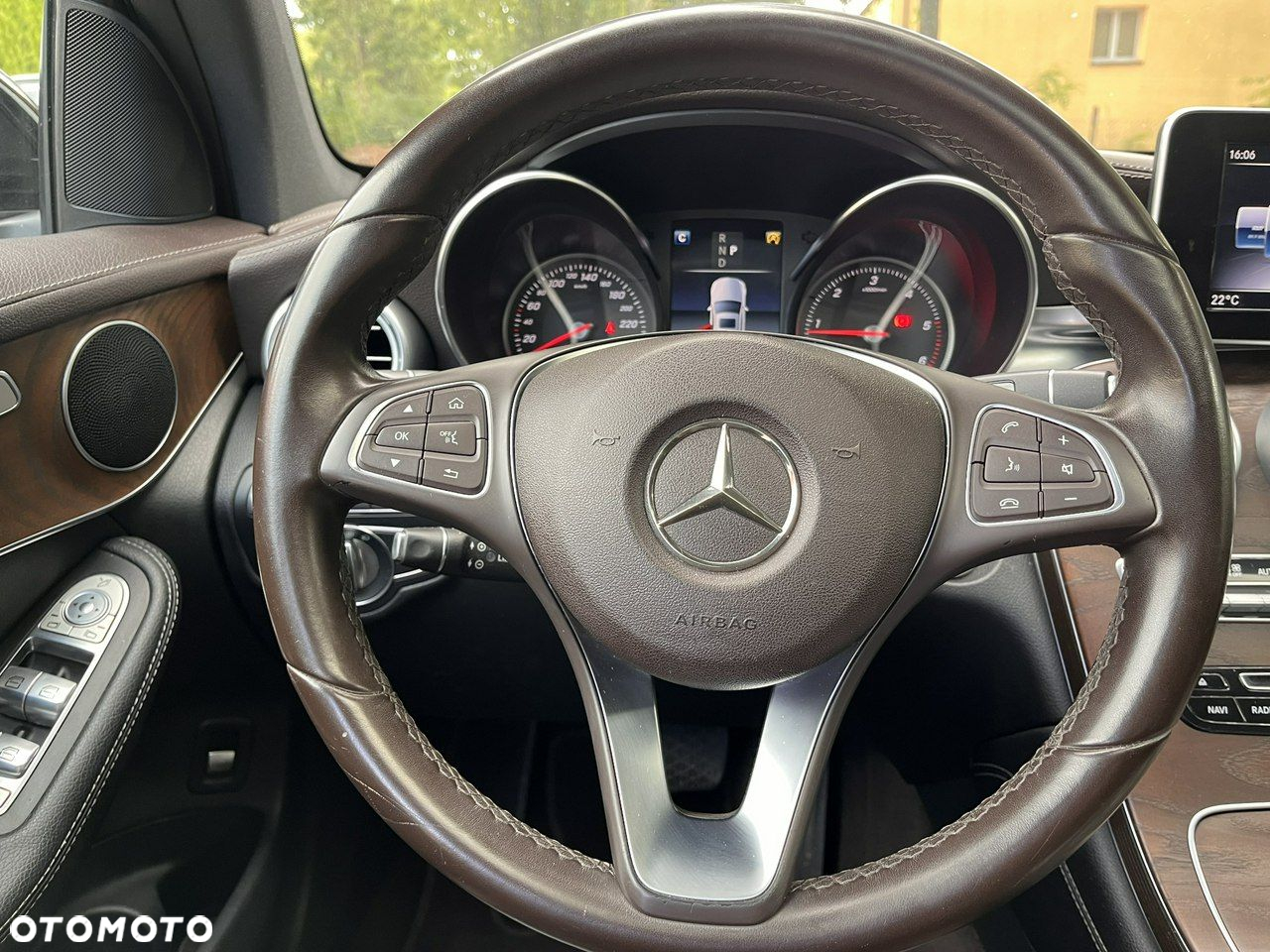 Mercedes-Benz GLC - 18
