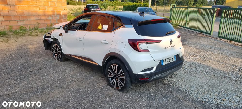 Renault Captur 1.6 E-TECH Plug-In Initiale Paris - 2