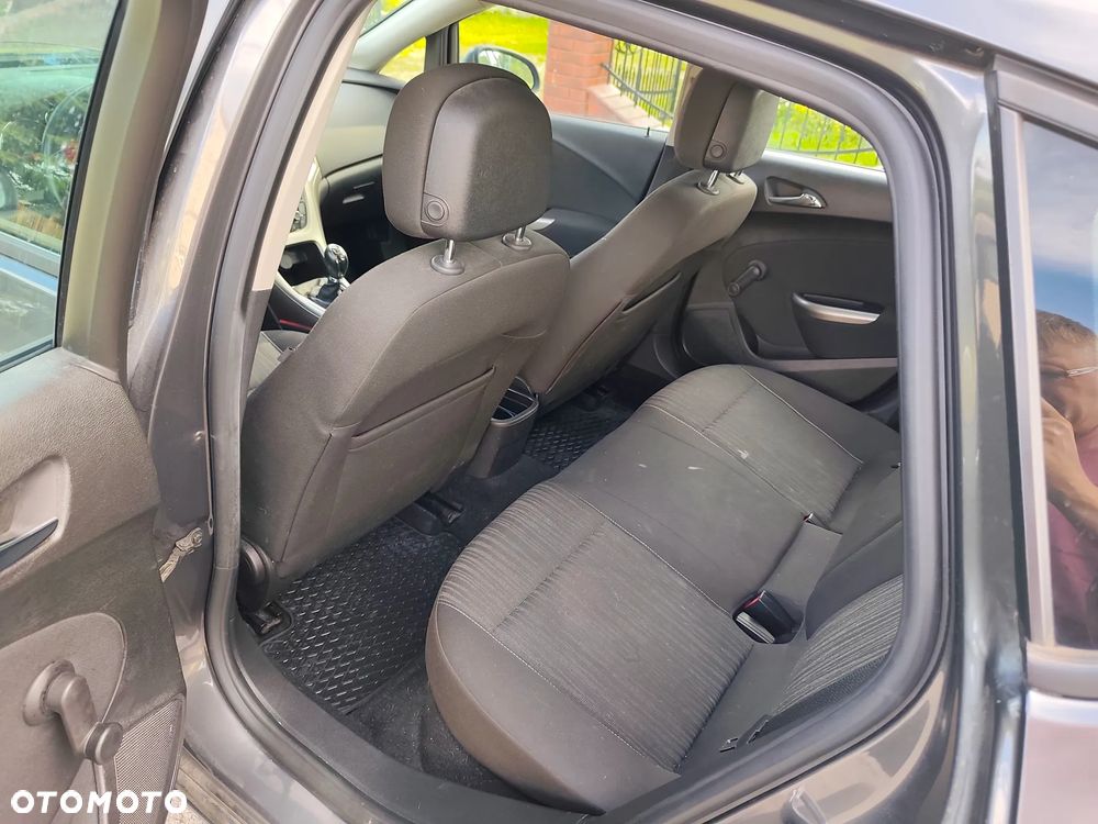 Opel Astra 1.4 - 10