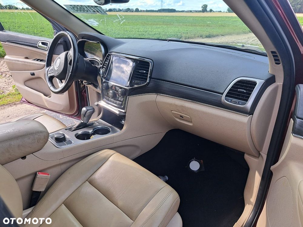 Jeep Grand Cherokee - 13