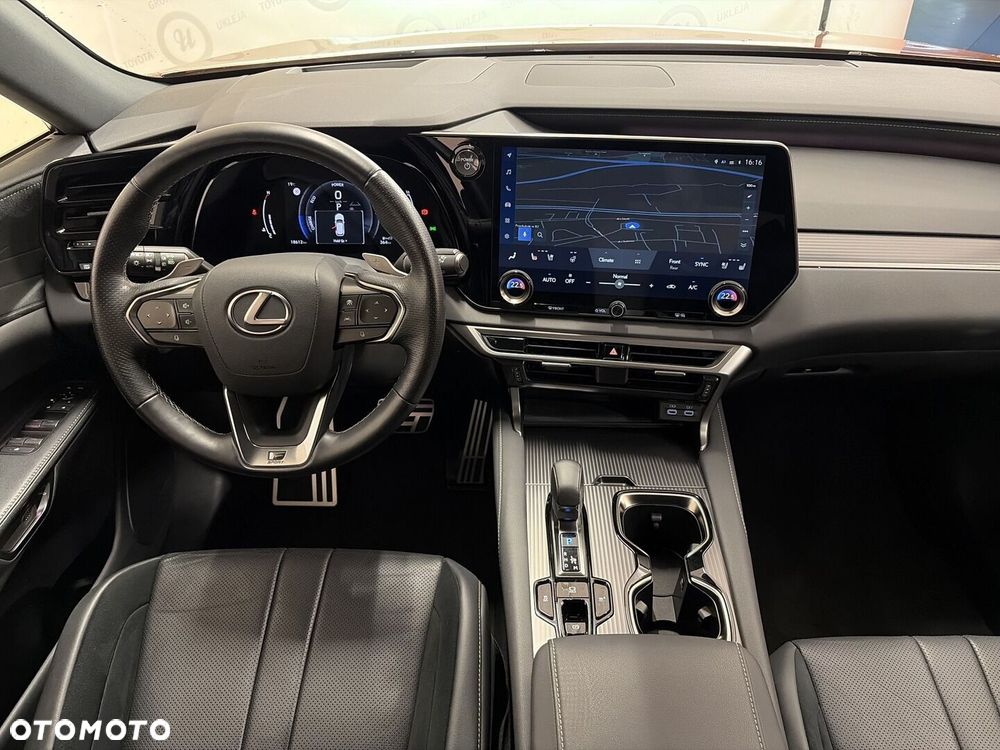 Lexus RX - 4