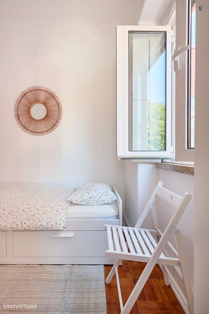Quarto - localizado em Entrecampos Lisbon - Grande imagem: 5/25