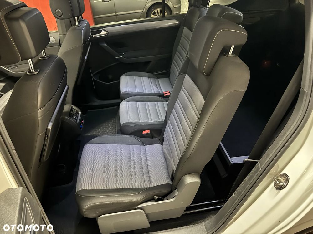 Volkswagen Touran 1.5 TSI EVO Comfortline DSG - 36