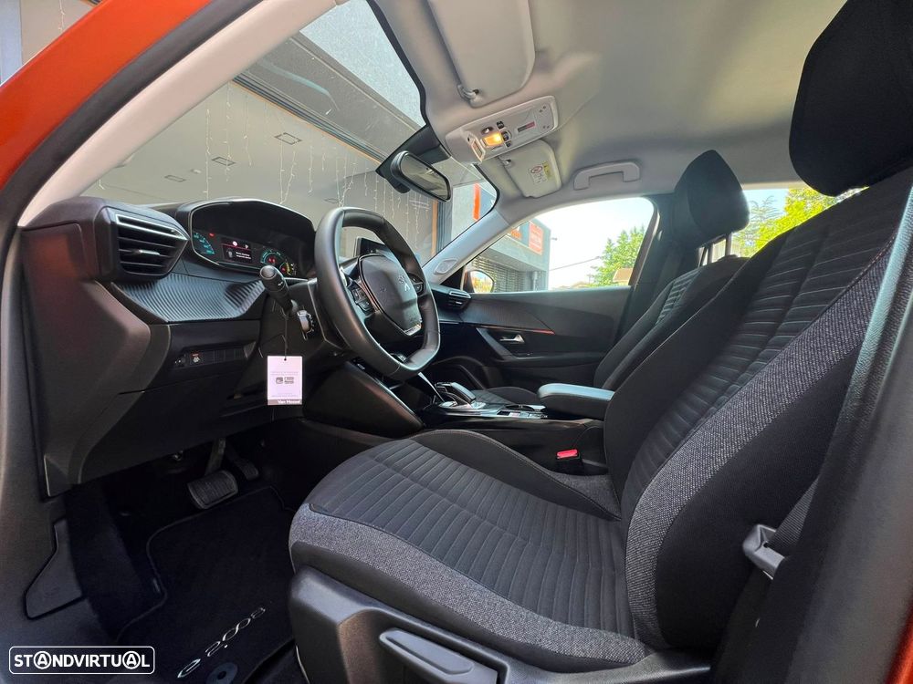 Peugeot e-2008 50 kWh Active Pack - 9