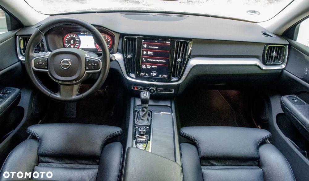 Volvo V60 T4 Geartronic Momentum Pro - 13