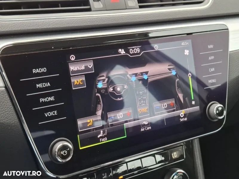 Skoda Superb 2.0 TDI DSG Ambition - 29