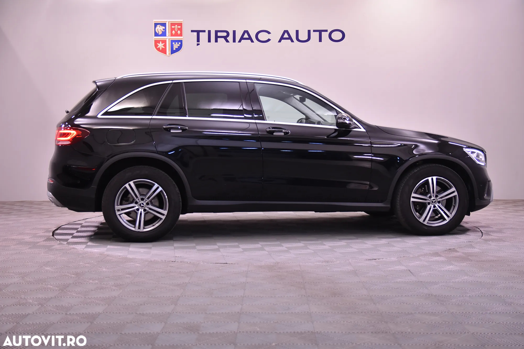 Mercedes-Benz GLC 220 d 4MATIC - 6