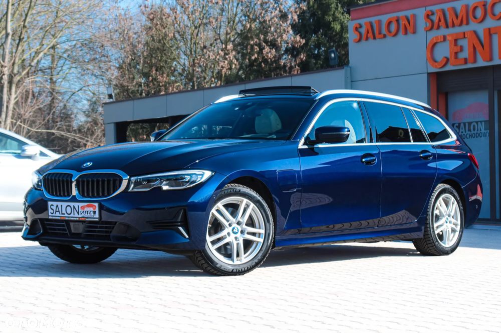 BMW Seria 3 320e Sport Line - 1
