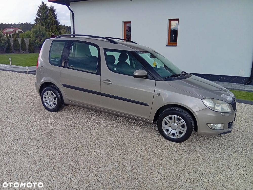 Skoda Roomster 1.4 16V Comfort - 9