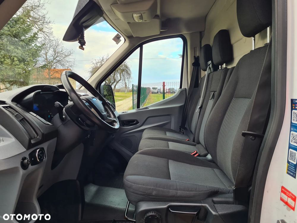 Ford Transit - 9